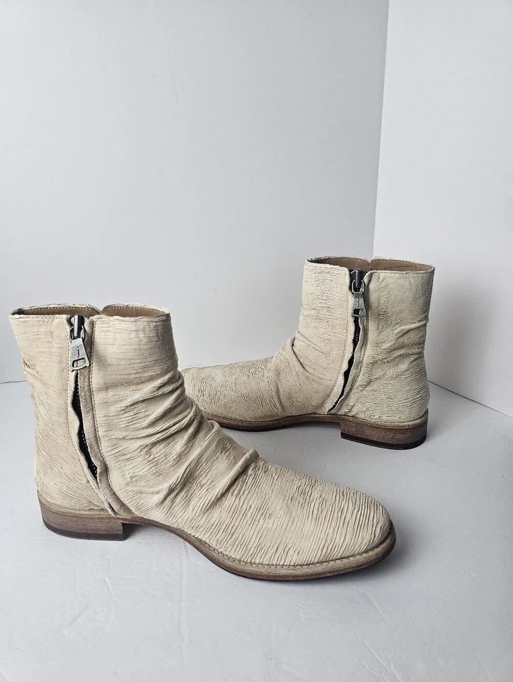 John Varvatos Morrison Sharpei Boot‎ Size 9 USA Handmade Italy Beige Luxury